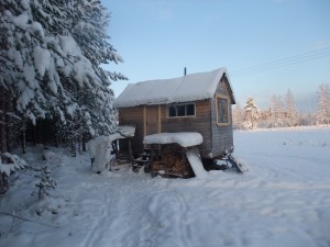 Hus på hjul, boyta 7 kvadrat, allt utom inre panel är byggt med återvunnet material, byggkostnad 10 000 kronor. Foto: AnnVixen